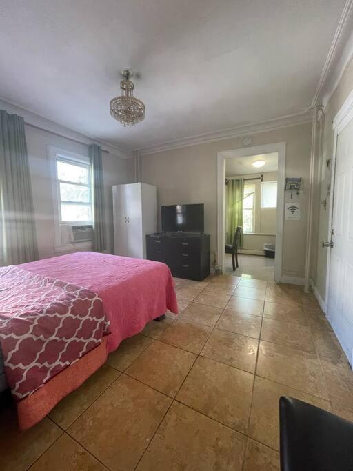 *Private* Studio 5 Minutes From Lga/ Us Open Ню Йорк Екстериор снимка